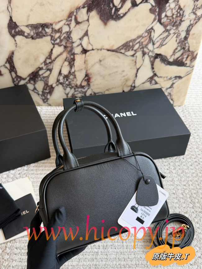 【CHANEL】シャネル ミニ ボウリング バッグ ブラック カーフスキン ゴールド金具 キルティング 2WAY (公式型番: CHANEL-MINI-BOWLING-BAG-BLACK-CALF-GOLD-20CM)