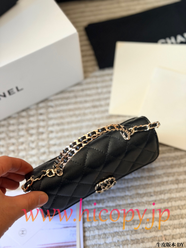 【CHANEL】シャネル 25S ハンドル Kelly WOC ブラック キャビアスキン ゴールド金具 オープンワークハンドル 2WAY (公式型番: CHANEL-25S-HANDLE-KELLY-WOC-BLACK-GOLD-19CM)