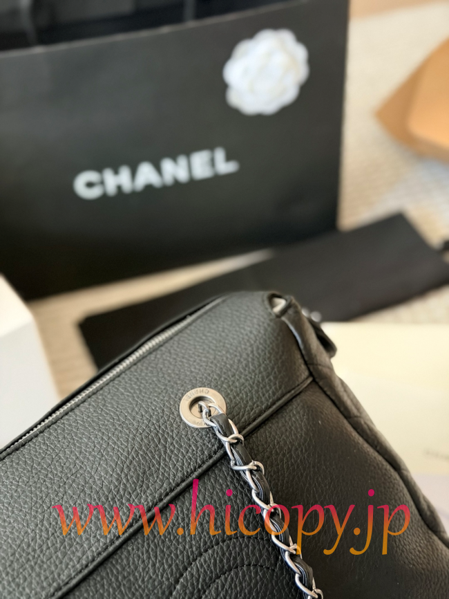 【CHANEL】シャネル ブラック シルバー チェーン ボストン バッグ キャビアスキン CC刺繍 レザー 2WAY (公式型番: CHANEL-BOSTON-BAG-BLACK-SILVER-CHAIN-32CM)