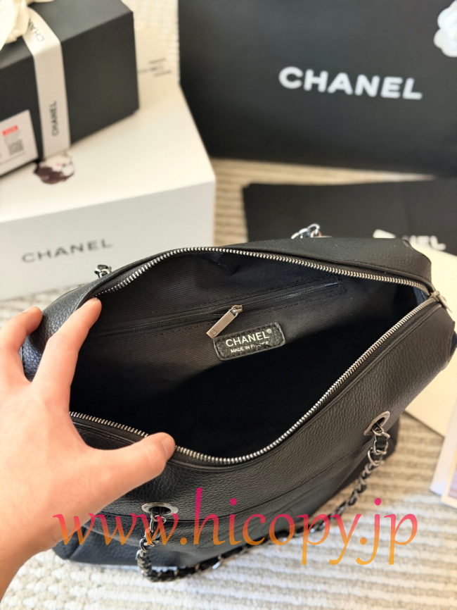 【CHANEL】シャネル ブラック シルバー チェーン ボストン バッグ キャビアスキン CC刺繍 レザー 2WAY (公式型番: CHANEL-BOSTON-BAG-BLACK-SILVER-CHAIN-32CM)