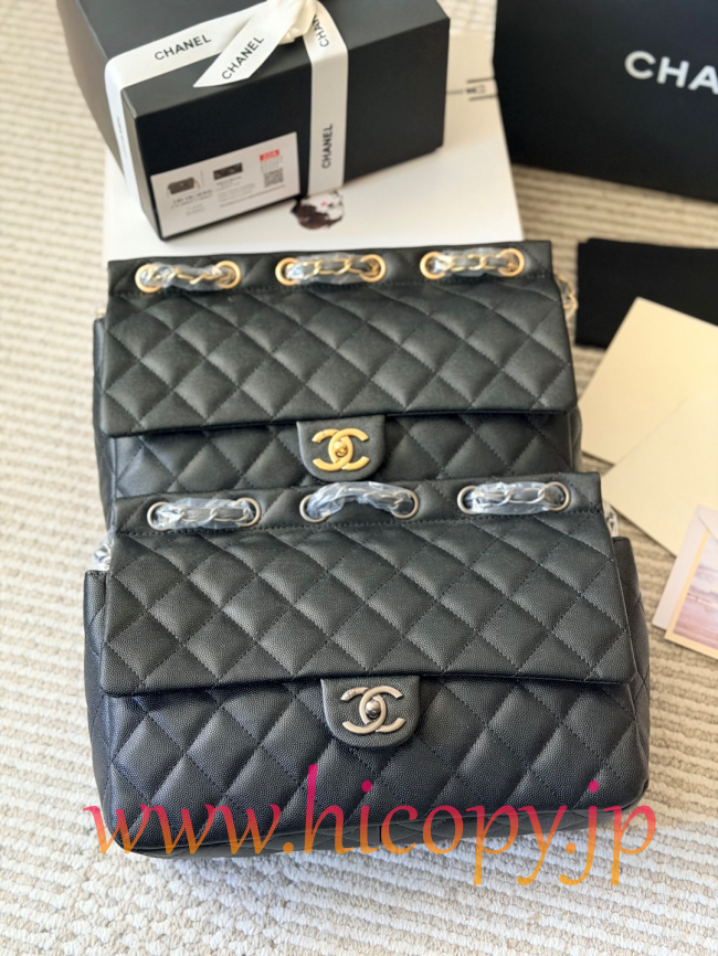 【CHANEL】シャネル クラシック フラップ バッグ（CF） キャビアスキン ゴールド/シルバー金具 チェーンストラップ 2WAY (公式型番: CHANEL-CF-CLASSIC-FLAP-BAG-BLACK-GOLD-SILVER-32