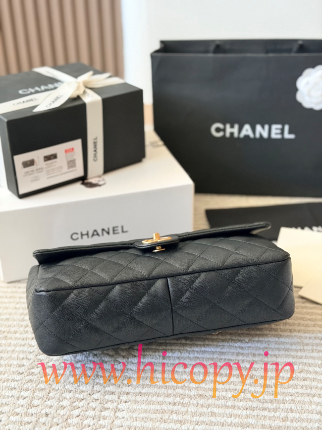 【CHANEL】シャネル クラシック フラップ バッグ（CF） キャビアスキン ゴールド/シルバー金具 チェーンストラップ 2WAY (公式型番: CHANEL-CF-CLASSIC-FLAP-BAG-BLACK-GOLD-SILVER-32