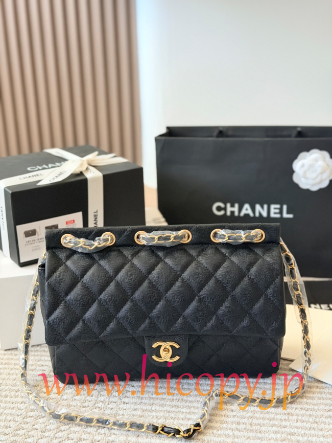 【CHANEL】シャネル クラシック フラップ バッグ（CF） キャビアスキン ゴールド/シルバー金具 チェーンストラップ 2WAY (公式型番: CHANEL-CF-CLASSIC-FLAP-BAG-BLACK-GOLD-SILVER-32