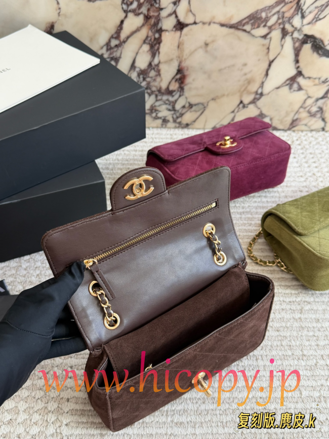 【CHANEL】シャネル クラシック フラップ バッグ（CF） ブラウン/キャメル スエード ゴールド金具 レザー通しチェーン 2WAY (公式型番: CHANEL-CF-CLASSIC-FLAP-BAG-BROWN-SUEDE-GOLD-2