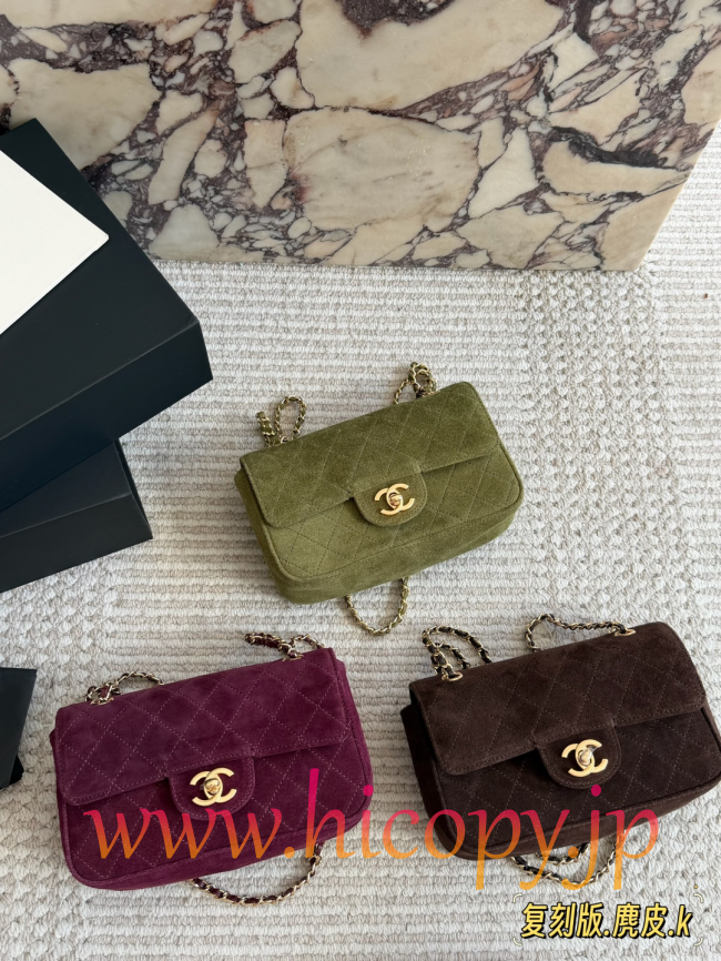 【CHANEL】シャネル クラシック フラップ バッグ（CF） ブラウン/キャメル スエード ゴールド金具 レザー通しチェーン 2WAY (公式型番: CHANEL-CF-CLASSIC-FLAP-BAG-BROWN-SUEDE-GOLD-2