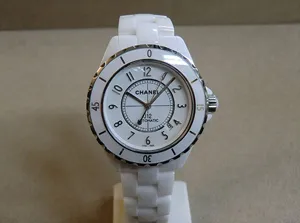 シャネル　H2981　J12　42mm　ホワイトセラミック
