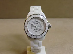 シャネル H3443 J12 38mm ホワイトセラミック ホワイトファントム