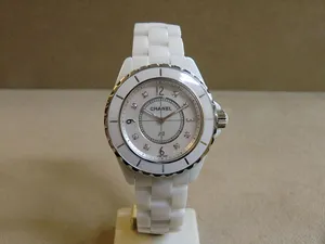 シャネル H3214 J12 38mm ホワイトセラミック シェル 8P