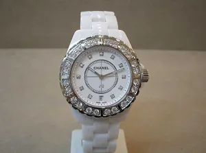 シャネル　H2430 J12 38mm ホワイトセラミック ラージダイヤ巻 11P