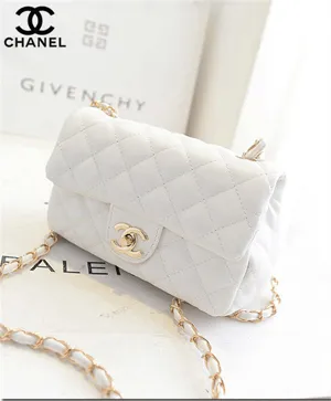 シャネル 肩掛けチェンノベルティ シャネルスーパーコピー バッグ ノベルティ ハンドバッグ CHANEL-019