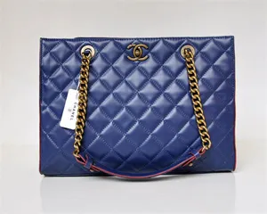 シャネル CHANEL ハンドバッグ ムートンブーツココマーク 3色入り CHANEL-040