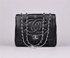 シャネル CHANEL バッグ レディース ブラック 斜めがけ バッグ CHANEL-052