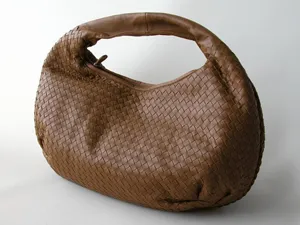 ボッテガヴェネタ BOTTEGAVENETA ワンショルダー 232500V0016-2880 ブラウン レザー
