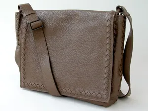 ボッテガヴェネタ BOTTEGAVENETA ショルダーバッグ 221065VK780-2708 ベージュ
