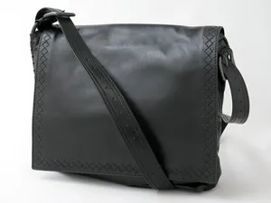 ボッテガヴェネタ BOTTEGAVENETA ショルダーバッグ 245169VO490-1000 ブラック キズ有