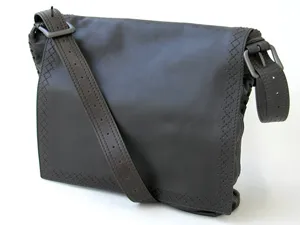 ボッテガヴェネタ BOTTEGAVENETA ショルダーバッグ 245169VO490-1301 ブラウン