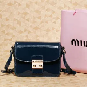 ミュウミュウ MIUMIU サイドリボン 2WAYバッグ ダークブラウン リボン付き シャイ二ーカーフ VITELLO LUX RN0365 X73 F0038