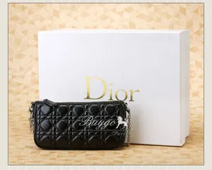 ディオール（CHRISTIAN DIOR）LADY DIOR 6007 レザー