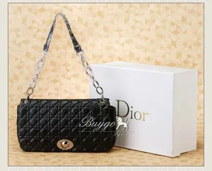 ディオール（CHRISTIAN DIOR）LADY DIOR 6017 レザー