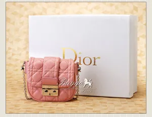 ディオール（CHRISTIAN DIOR）LADY DIOR 8064 レザー