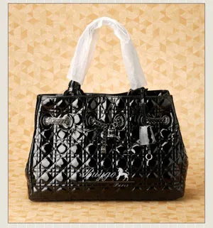 ディオール（CHRISTIAN DIOR）LADY DIOR B2654 レザー