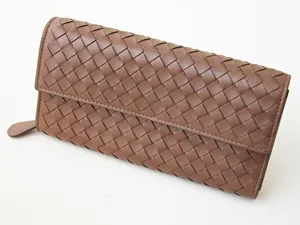 ボッテガヴェネタ BOTTEGAVENETA ファスナー付き長財布 150509V0013-2716 ブラウン