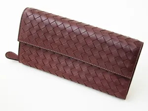 ボッテガヴェネタ BOTTEGAVENETA ファスナー付き長財布 150509V0013-2106 ブラウン