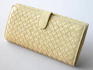 ボッテガヴェネタ BOTTEGAVENETA Wホック長財布 134075V001N-9210 アイボリー