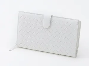 ボッテガヴェネタ BOTTEGAVENETA ホック付長財布 114074V0013-9000 ホワイト