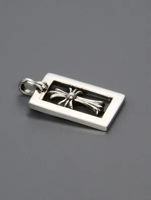 クロムハーツ CHARM FRAMED OPEN BABY FAT シルバーネックレス CHC-034