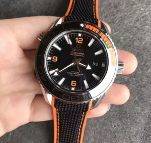 OM製 オメガ シーマスター 600 プラネットオーシャン クロノグラフ マスタークロノメーター ディープブラック 215.92.46.51.01.001