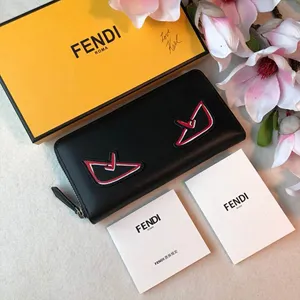 FENDI フェンディバグス ジップ 長財布 FD068