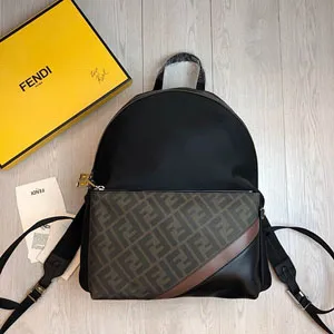 FENDI フェンディバックパック FD076