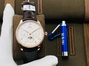 IWS工場 IWC ポルトギーゼ PORTUGIESER IW0062 Cal.82650のムーブメント搭載！