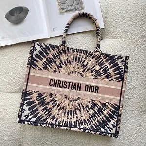 ディオール DIOR BOOK TOTE M1286ZJAI_M884
