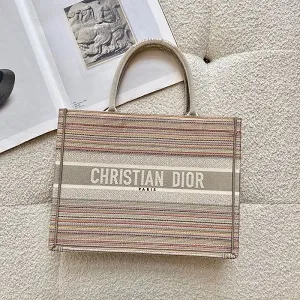 ディオール DIOR BOOK TOTE M1296ZRFO_M885