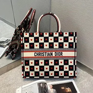 ディオール DIOR BOOK TOTE M1286ZRLA_M884