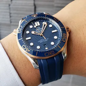 オメガ シーマスター ダイバー 300M 42MM（210.22.42.20.03.002）