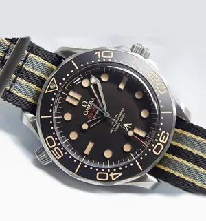 オメガ シーマスター ダイバー300Ｍ 007エディション　42MM（210.92.42.20.01.001）