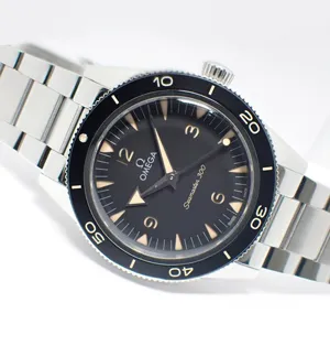 オメガ シーマスター300 コーアクシャル マスター クロノメーター 41MM（234.30.41.21.01.001）
