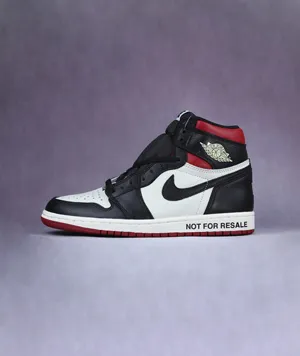 ナイキ エアジョーダン1 レトロ ノットフォーリセール バーシティレッド スニーカー 861428-106（NIKE Air Jordan 1 Retro High OG NRG 
