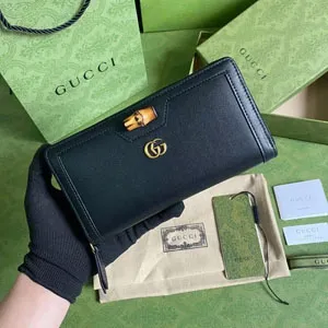 GUCCI / グッチ〔ダイアナ〕ブラック ジップアラウンドウォレット（658634 17Q0T 1000）
