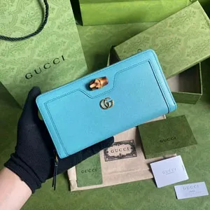 GUCCI / グッチ〔ダイアナ〕ブルー ジップアラウンドウォレット（658634）