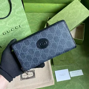 GUCCI / グッチ インターロッキングG ジップアラウンドウォレット（673003 92TCN 1000）