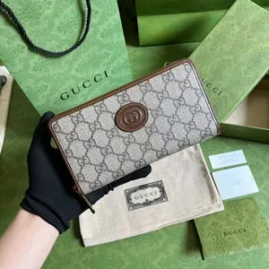 GUCCI / グッチ インターロッキングG ラウンドジップ 長財布（673003 92TCG 8563）