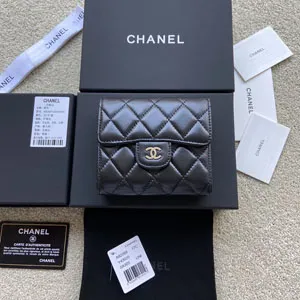 CHANEL シャネル ル三つ折りり財布 A82288 10.5x11.5x3CM