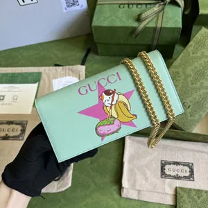 GUCCI 701061 グッチ&ばなにゃggチェーンウォレット19 x10x4cm