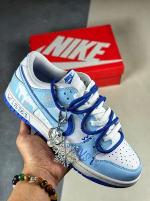 ナイキDunk Low DV0831-104登場！