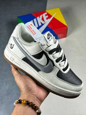 ナイキAir Force 1 Low 07 CC2569 088登場！