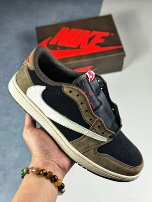 ナイキAir Jordan 1 Retro High OG DM7866 162登場！